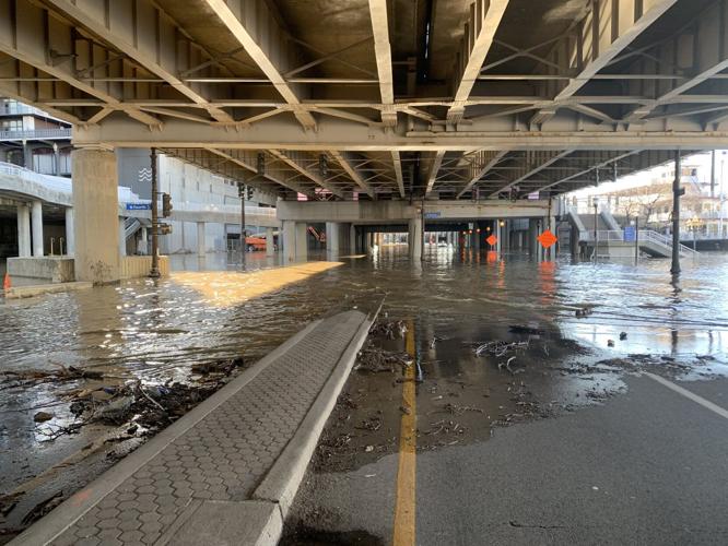 River Road Flooding in Downtown Louisville
