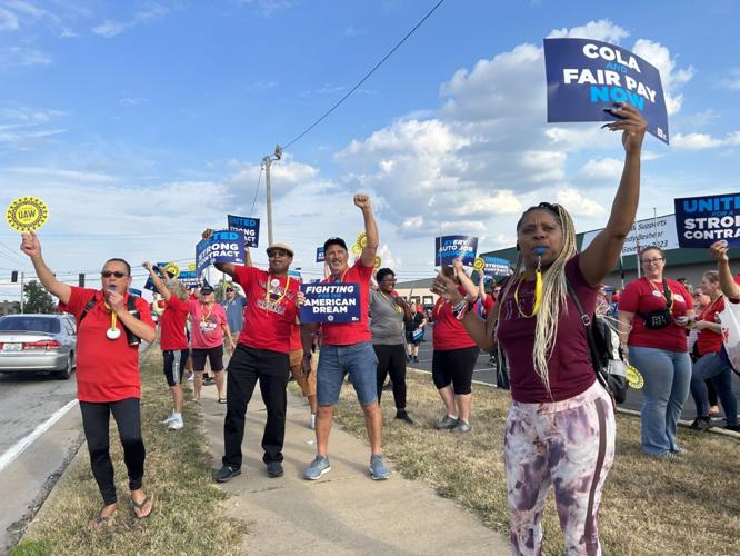Ford workers rally in Louisville - 9.21.23