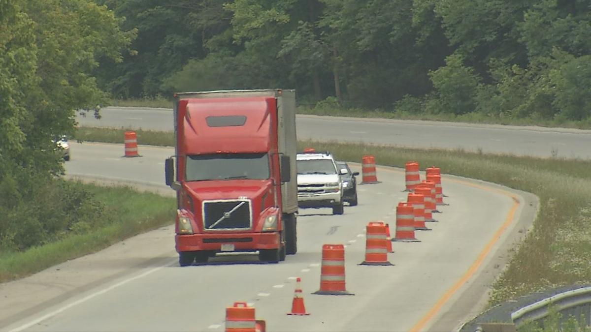 Bluegrass Parkway traffic being detoured through Bardstown after bridge