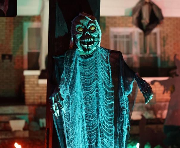 Skeleton on Hillcrest.JPG