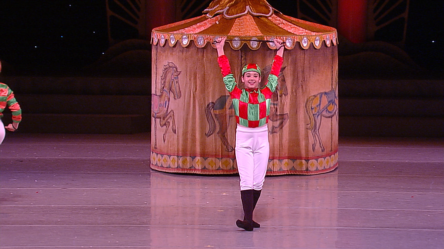 NUTCRACKER BROADCAST - 12-25-19 (28).png
