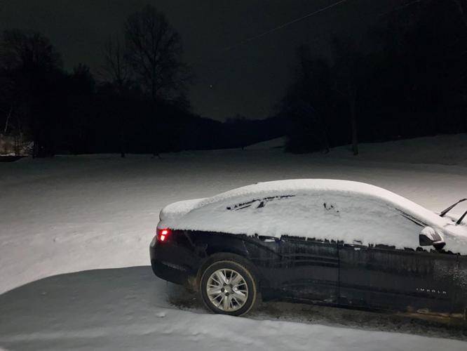 Snow on car in Clermont, Kentucky.jpg