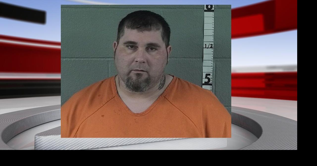 ISP Clarksville man wanted on several warrants arrested after vehicle