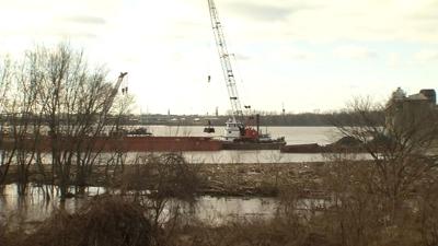 Crews Recover Barges