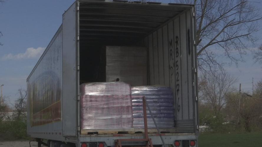 Kentucky Humane Society creates food bank to assist pet owners during COVID-19 pandemic