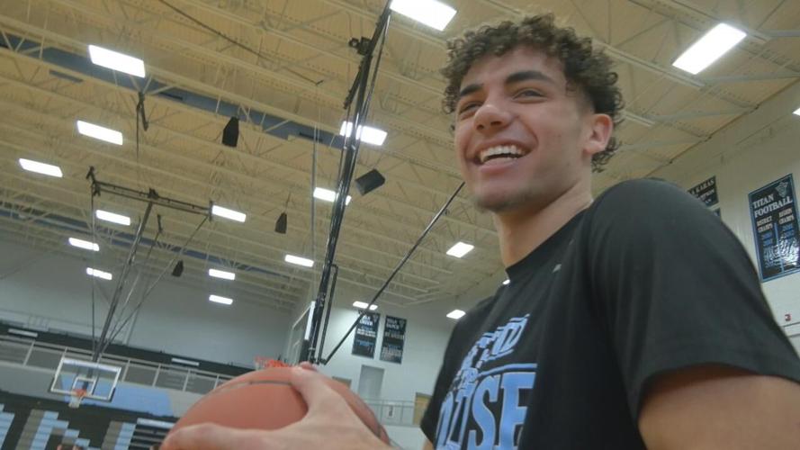 Collins High standout Kenyon Goodin chooses basketball and Bellarmine