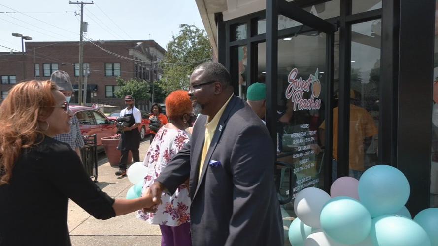 SWEET PEACHES RESTAURANT OPENING.jpeg