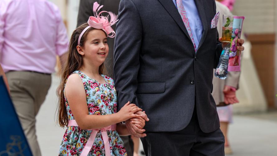 Fans on Kentucky Oaks Day 2025