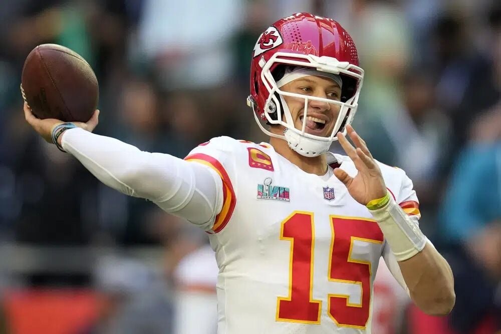 What Patrick Mahomes' dad said to Chiefs QB after Super Bowl 57 victory  over Eagles: 'You different