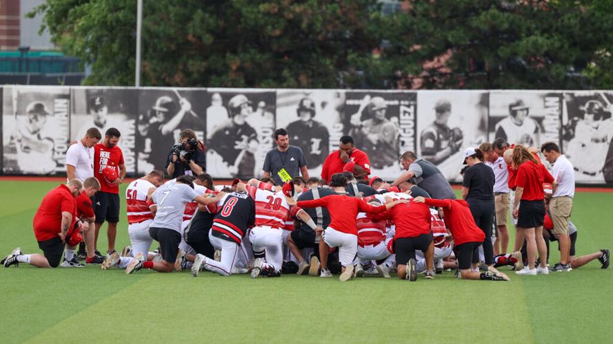 Louisville baseball regional-27.jpg