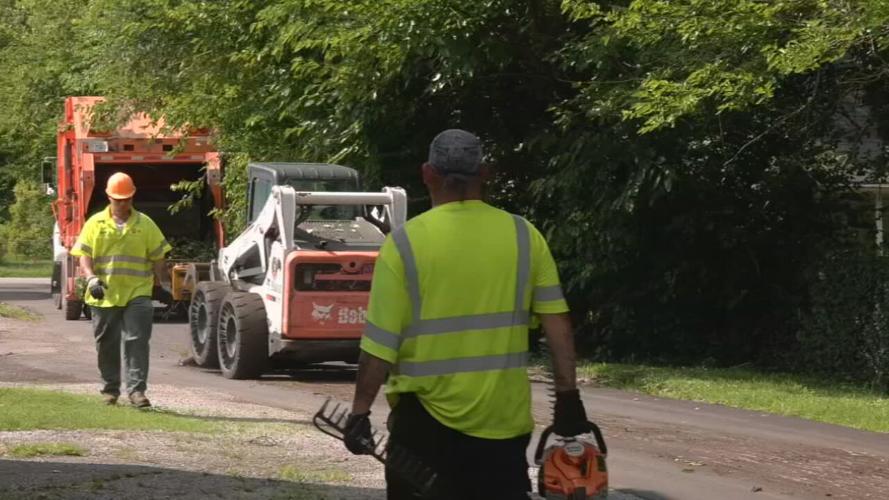 Alley Action Crew works to clean alleyways across Louisville