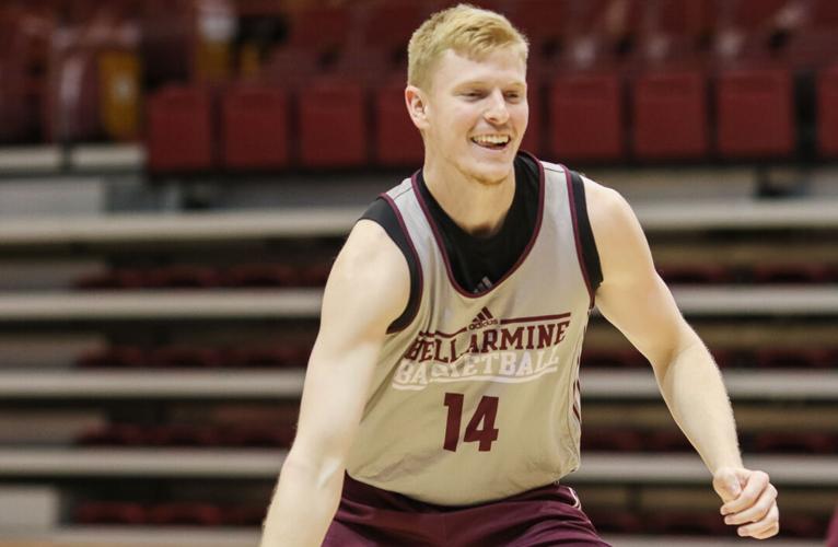 BELLARMINE_PRACTICE_7556.jpg