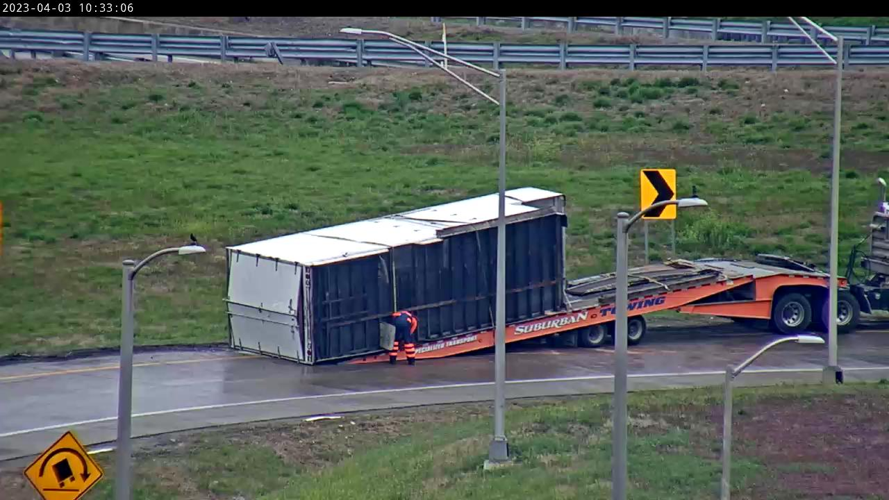 Crews remove overturned semi from I-264W to I-65S in Louisville