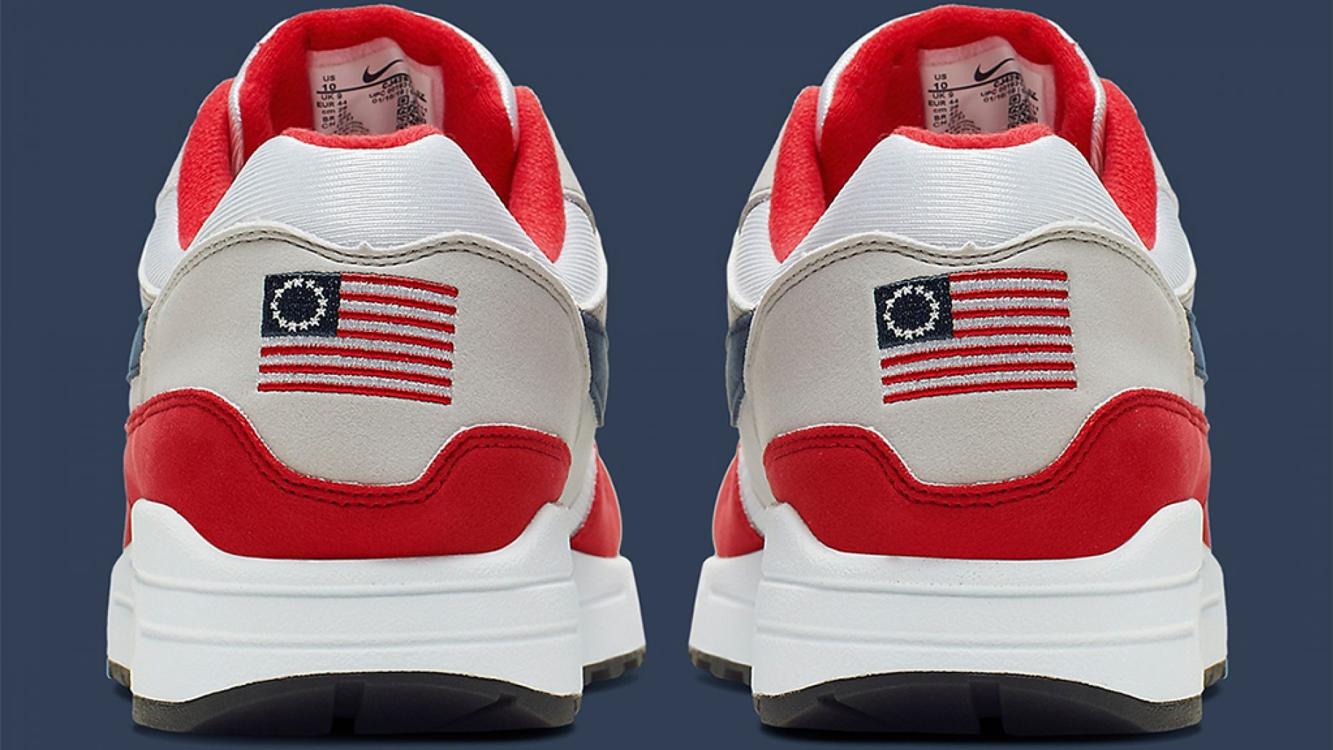 air max 1 quick strike fourth of july trainers