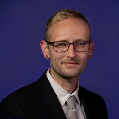 Jeremy Curtsinger - National Sales Assistant Updated August 2019