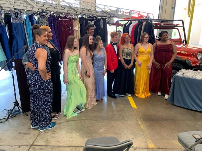 FERN CREEK PROM DRESS DONATIONS - 5-13-2022  (3).jpg