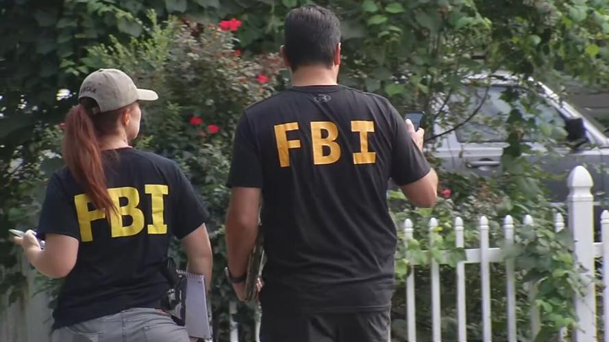 Crystal Rogers FBI agents in Bardstown.jpeg