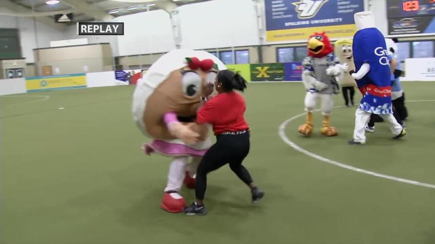 MORE MASCOT BOWL 16 - 2-10-2023 15.jpg