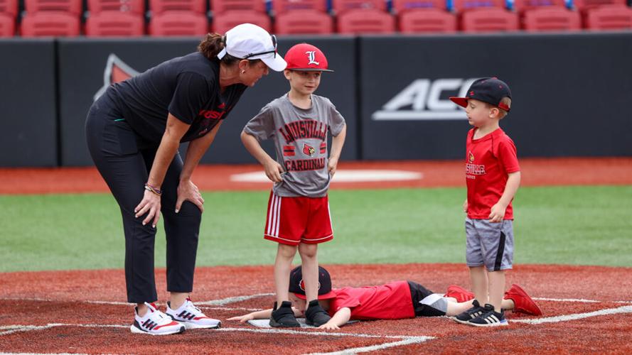 Louisville baseball regional-31.jpg