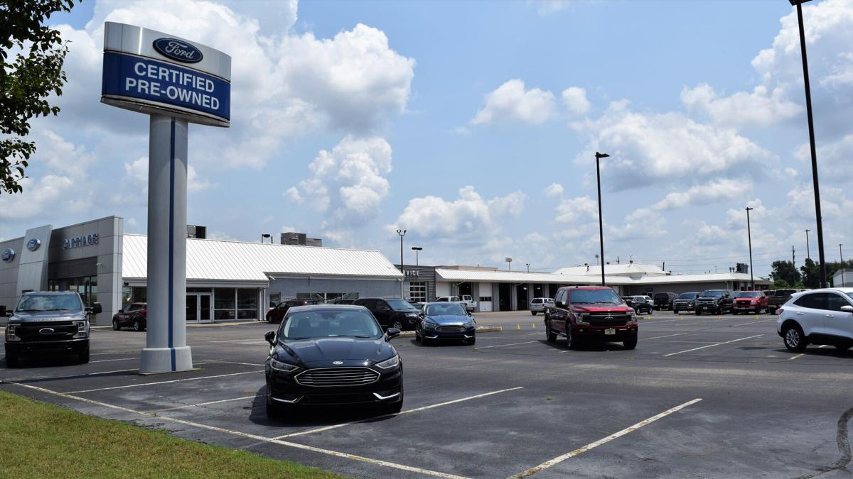 Louisville Area Car Dealers Make Best Of Scarce Inventory In Depth Wdrb Com