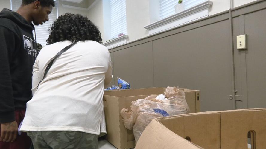 Food giveaway at Shawnee Library