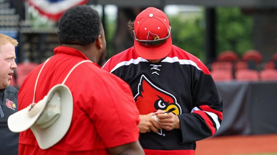 Louisville baseball regional-35.jpg