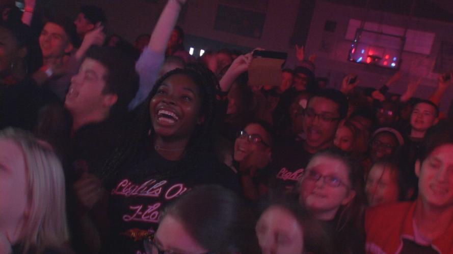 Jeffersontown High School students organize rock concert 2.jpg