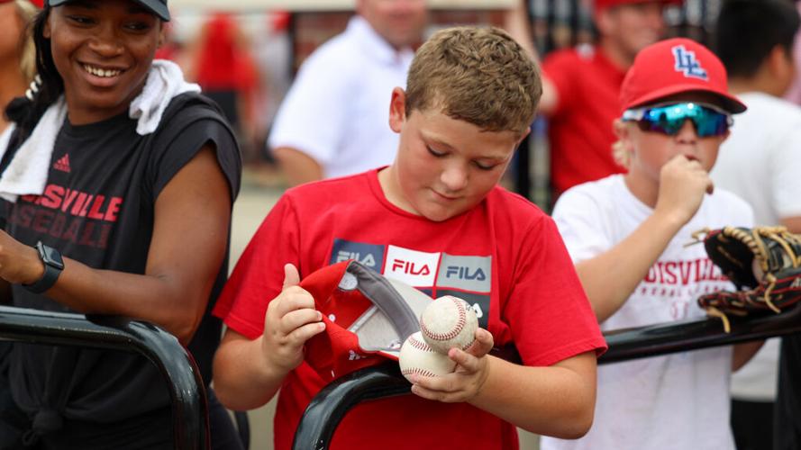 Louisville baseball regional-37.jpg