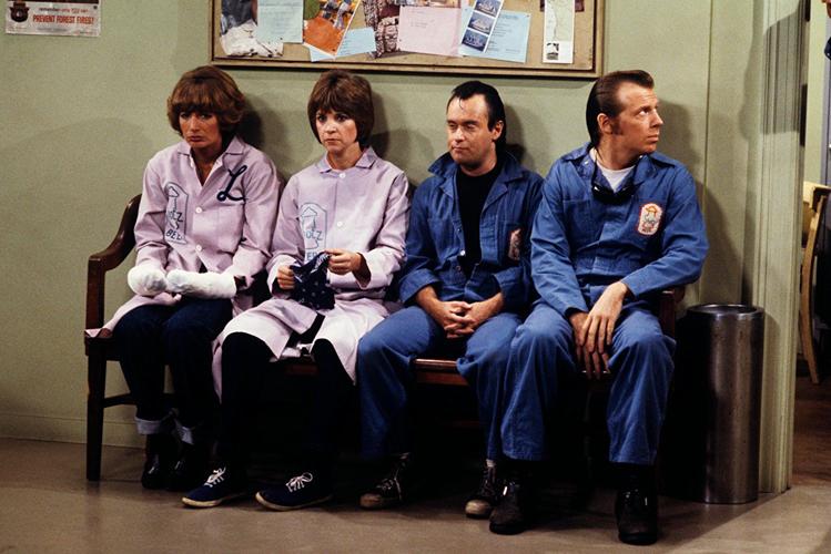 PENNY MARSHALL -LAVERNE & SHIRLEY 3.jpg