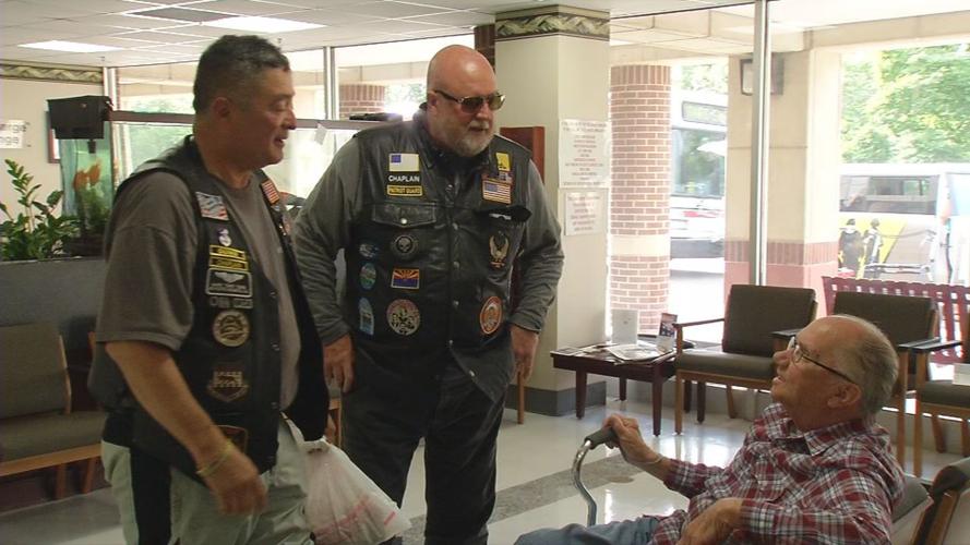 Run for the Wall 2019 - Vets talk to patient in lobby