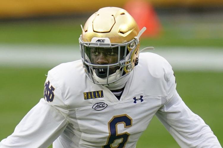 Notre Dame linebacker Jeremiah Owusu-Koramoah