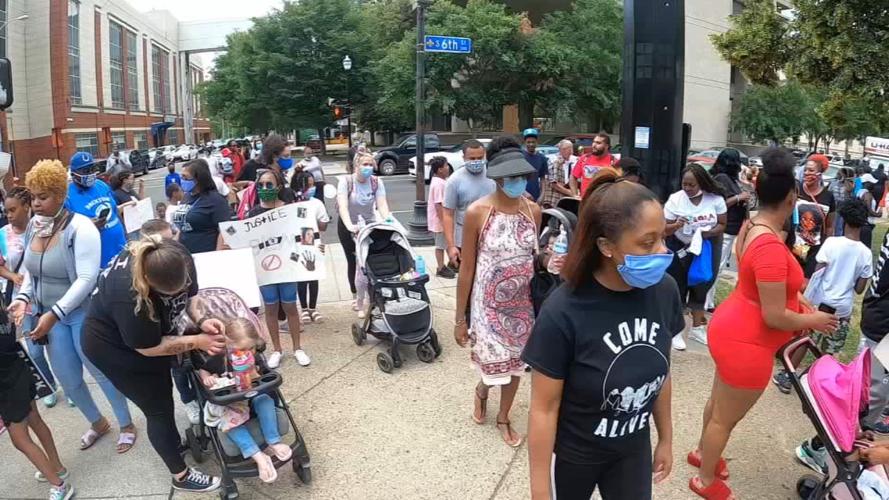 Protesters in Jefferson Square Park 6-19-20