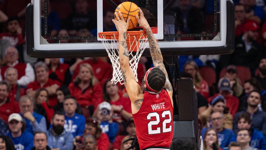 Tre White dunk.jpg