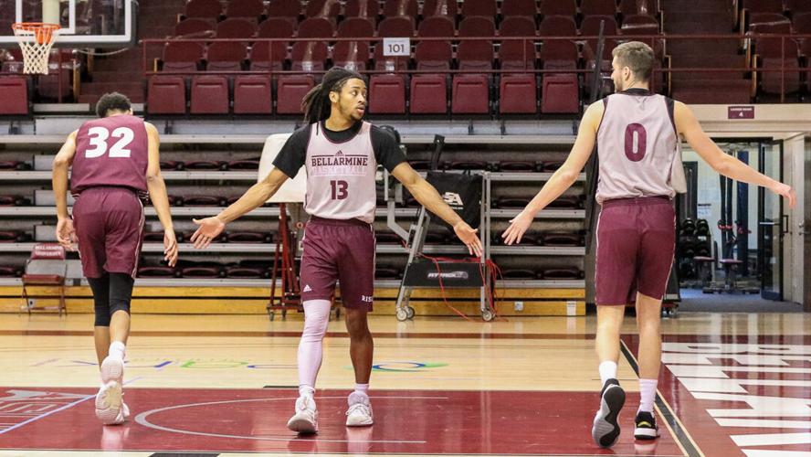 BELLARMINE_PRACTICE_7571.jpg