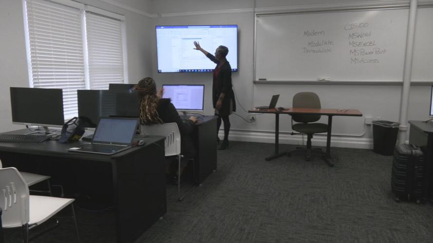 Simmons College computers.jpeg