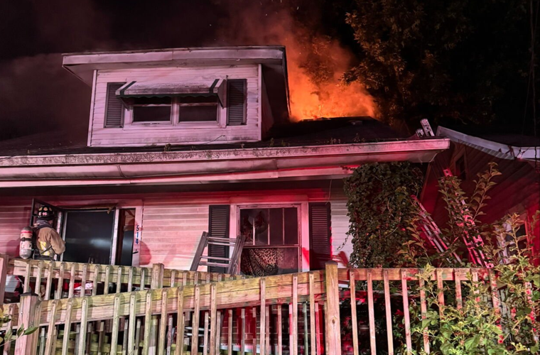 Louisville Firefighters Respond to fire on Beecher Street