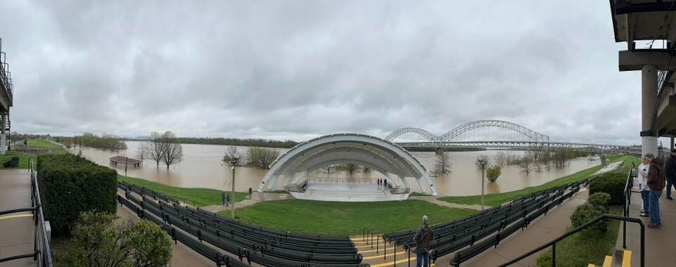 JULIE WILSON NEW ALBANY RIVERFRONT FLOODING.jpg