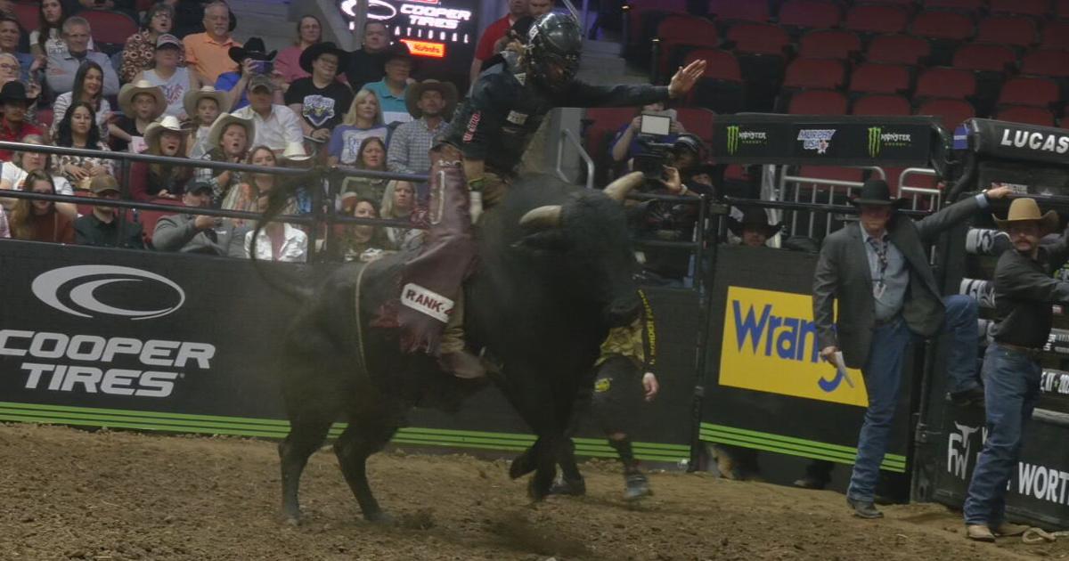 Professional bull riders showcase their skills in Louisville at PBR ...