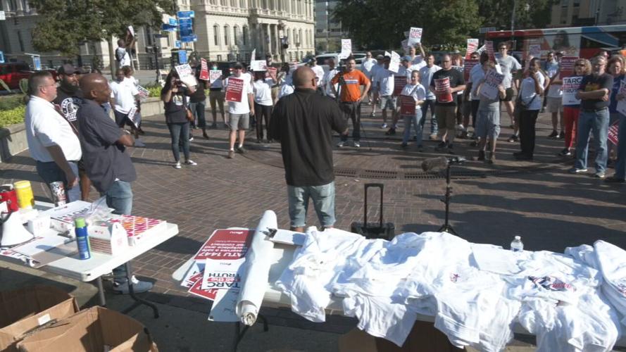TARC protest (3) 8-27-22.jpeg