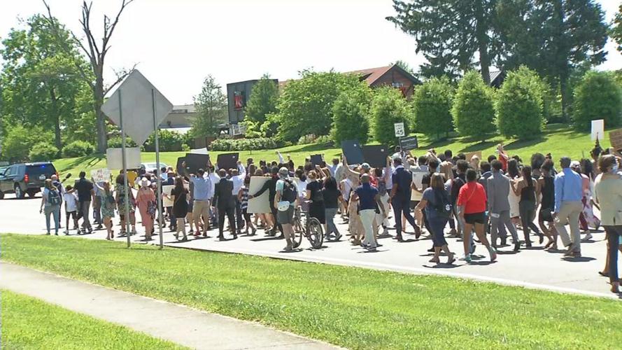 march on Hurstbourne Parkway in Jeffersontown