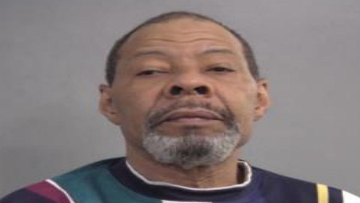 Police Say Shopper Stabbed In The Back By Security Guard At