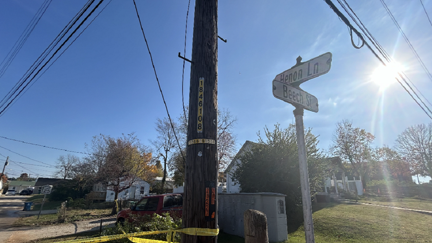 Street sign near Elizabethtown fire scene
