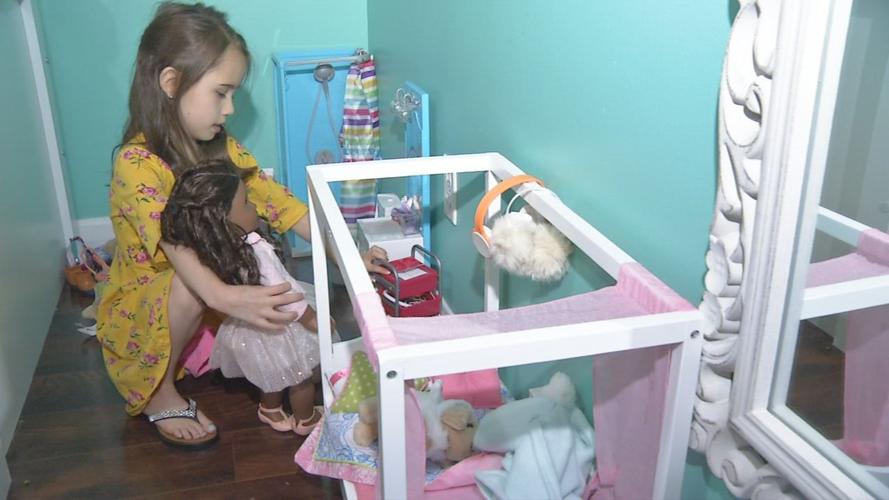 Norton Children's operates on 9-year-old and doll to brighten her day