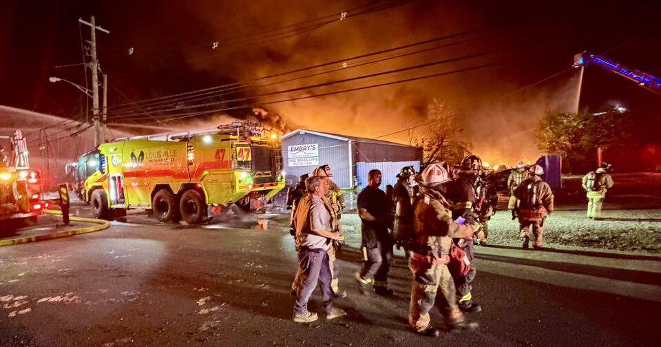 Inside the emergency response to the deadly UPS plane crash at Louisville's airport Nov 24, 2025 Nov 24, 2025 Updated 10 mins ago