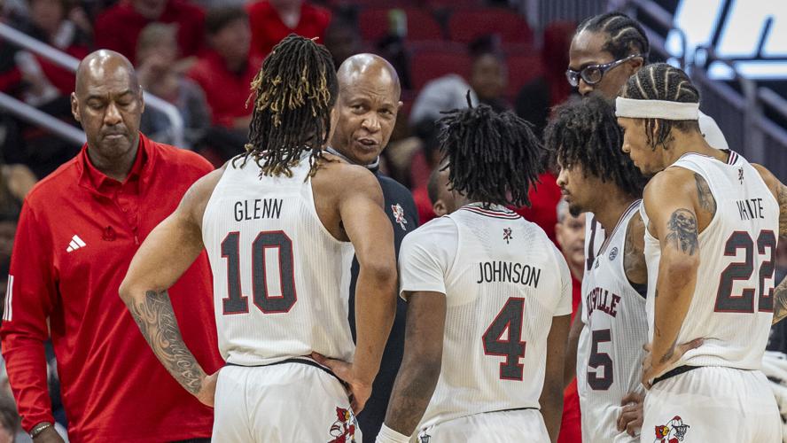 Kenny Payne and players