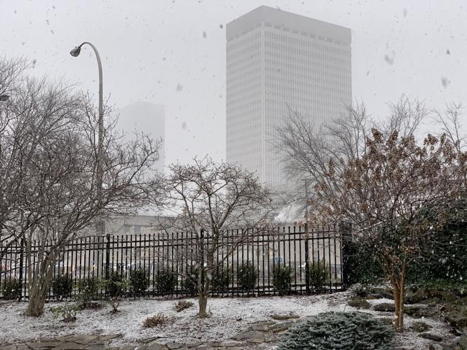 Snow in downtown Louisville 1-27-21.jpg
