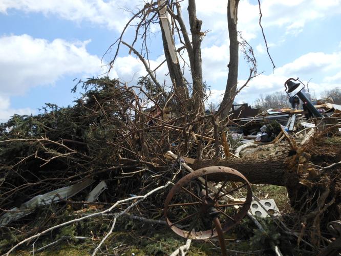 HENRYVILLE TORNADO DAMAGE MARCH 2012 (6).JPG
