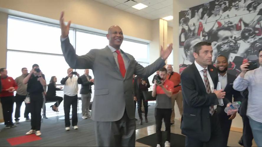 UL PAYNE PRESSER_frame_21870.jpeg