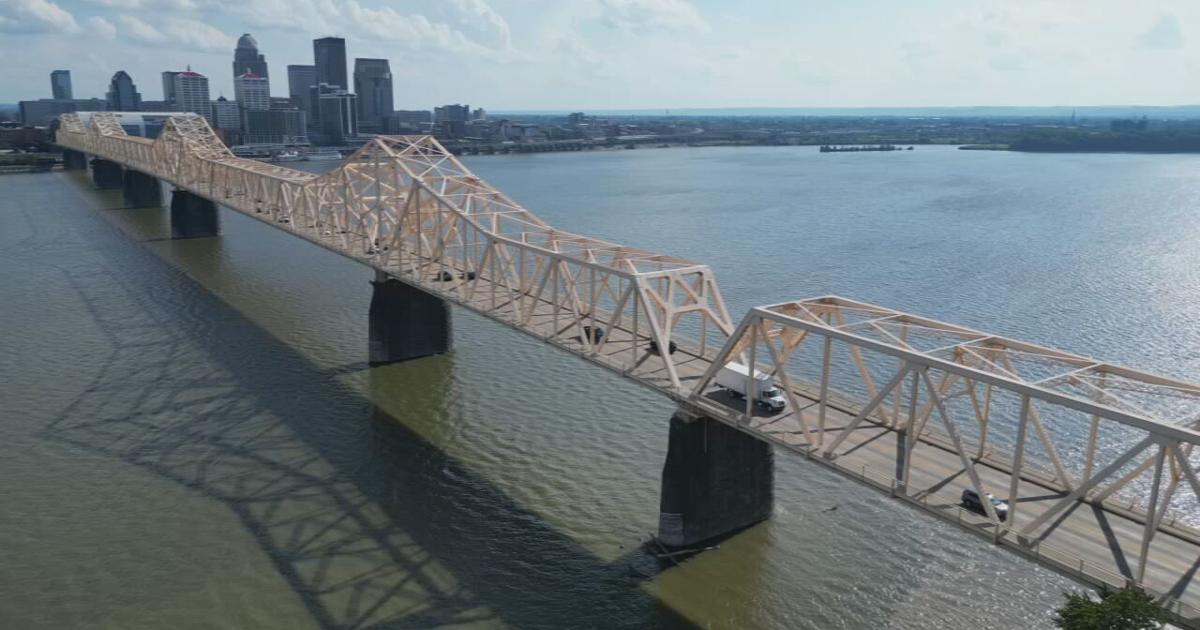 Southern Indiana leaders push to keep 2nd Street Bridge access as lane plan stays on hold