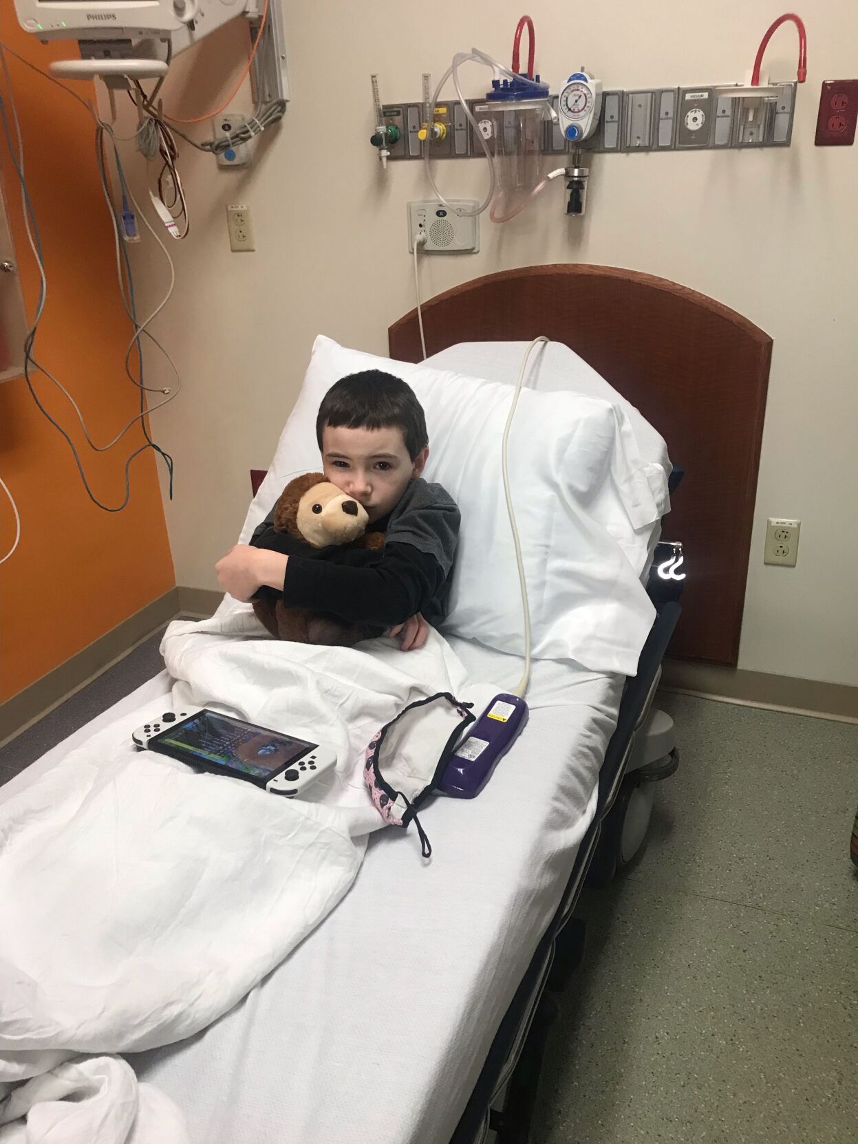 Children receive stuffed animals for Valentine's Day at Norton Healthcare.jpeg